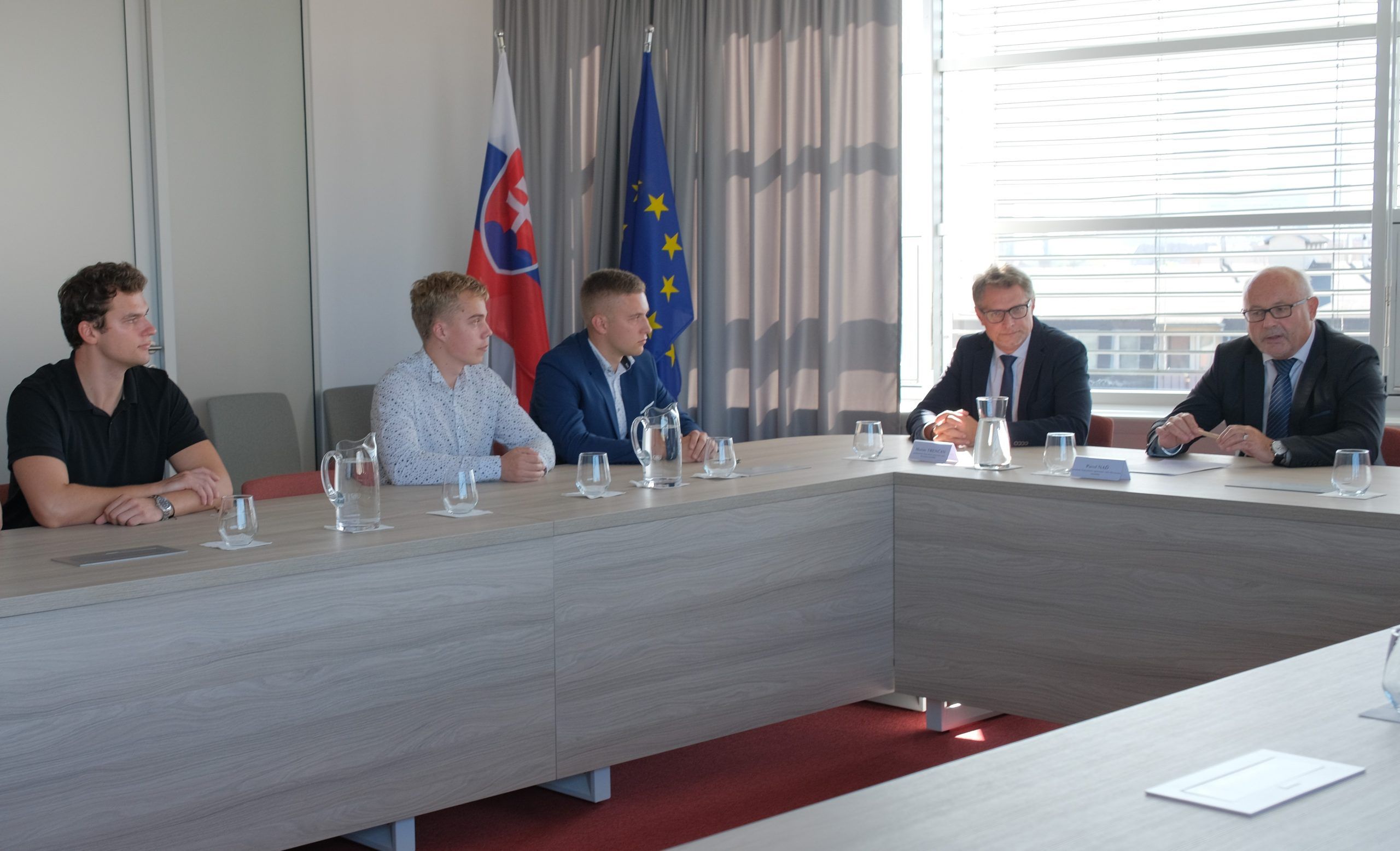 Prví študenti z troch slovenských vysokých škôl už stážujú v Kancelárii Najvyššieho správneho súdu Slovenskej republiky